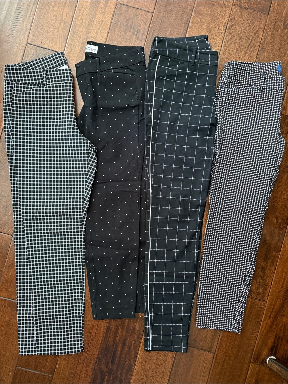 Old Navy Ankle/Midrise Pixie Pant Bundle